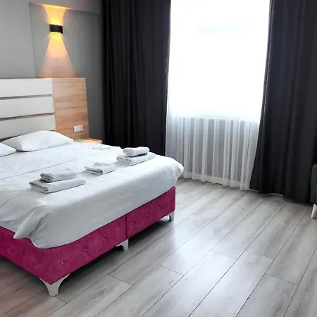 Hotel Rio's Airport 4*